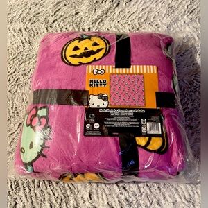 ‼️ ONE LEFT ‼️ Hello Kitty Hot Pink Frankie FULL/QUEEN Blanket